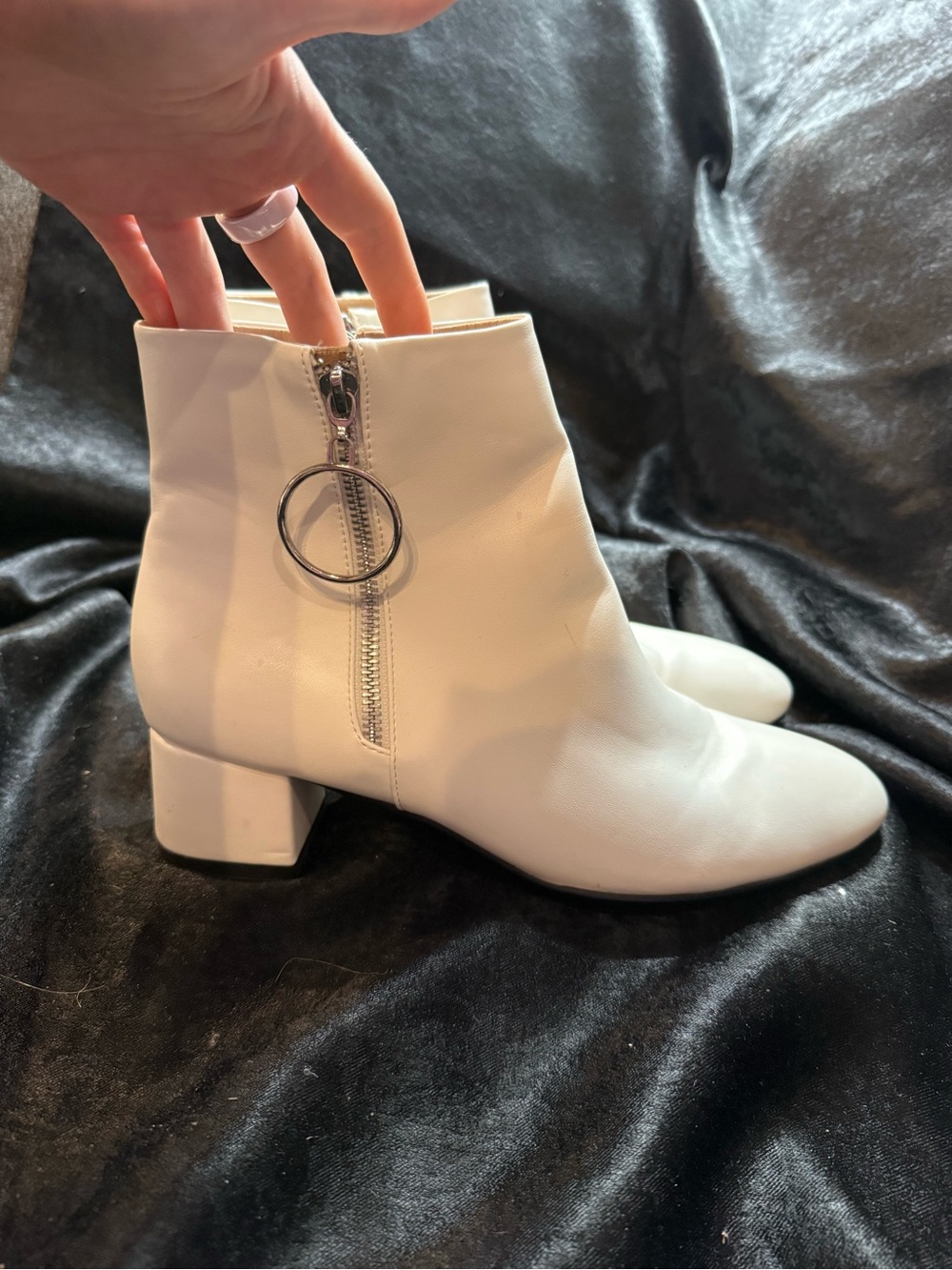 IDIFU White Side-Zip Ankle Booties with Ring Pull